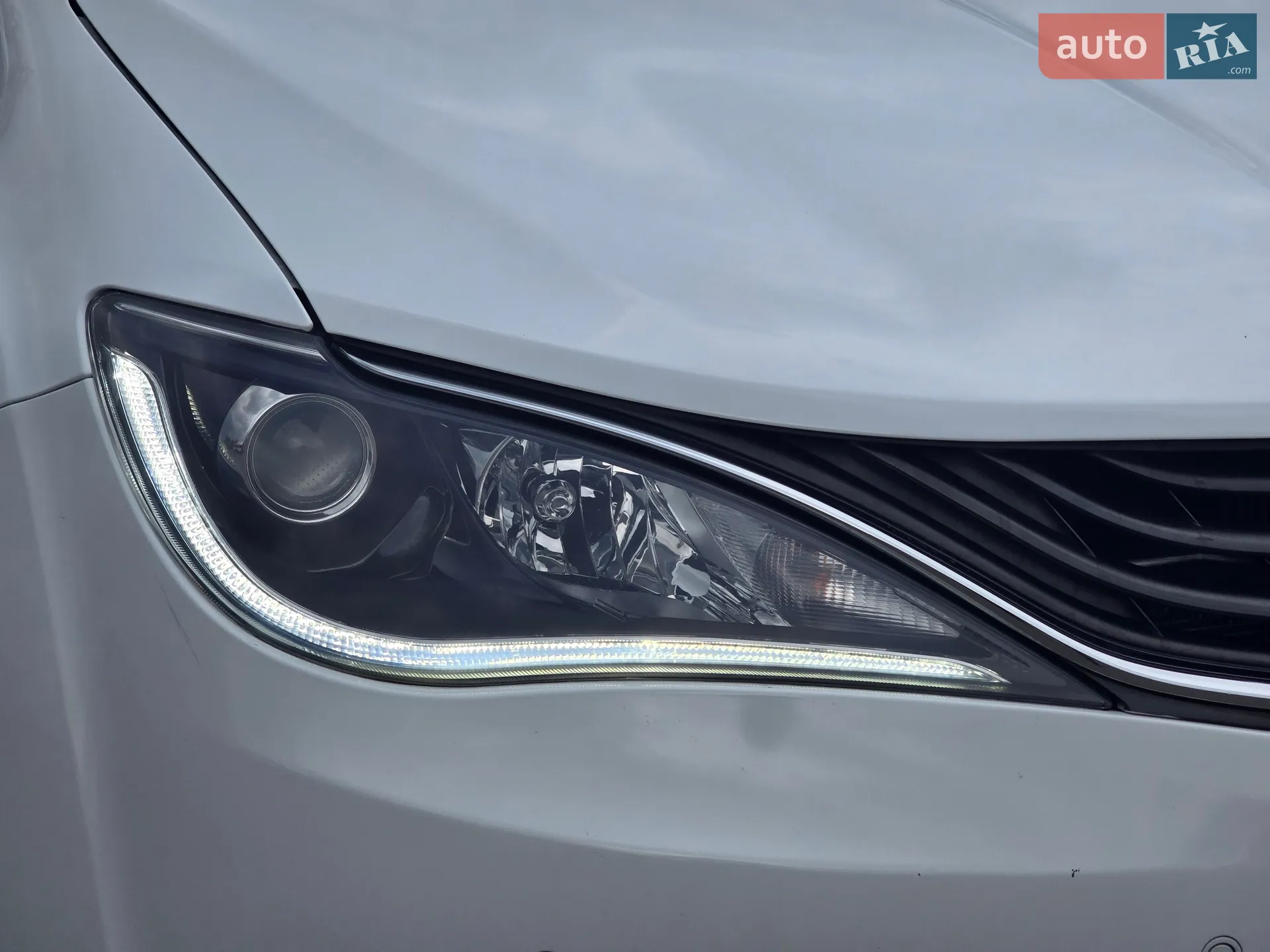 2017 Chrysler Pacifica - мініатюра 5