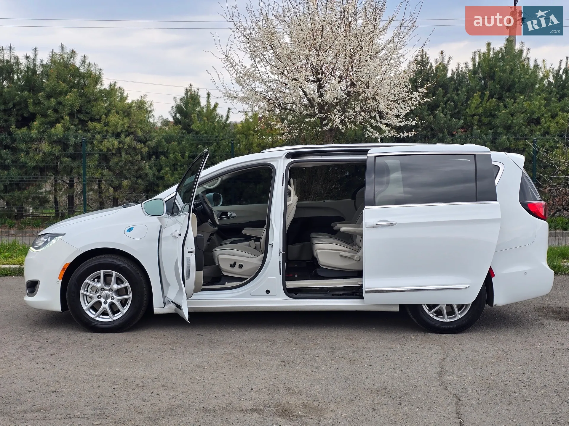 2017 Chrysler Pacifica - мініатюра 22
