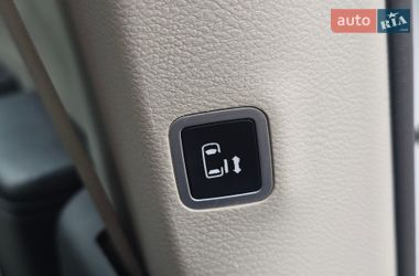 Минивэн Chrysler Pacifica 2017 в Хмельницком