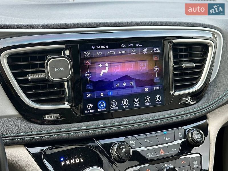 Минивэн Chrysler Pacifica 2017 в Киеве
