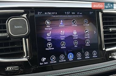 Минивэн Chrysler Pacifica 2017 в Киеве