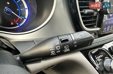 Минивэн Chrysler Pacifica 2017 в Киеве
