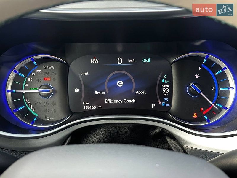 Минивэн Chrysler Pacifica 2017 в Киеве
