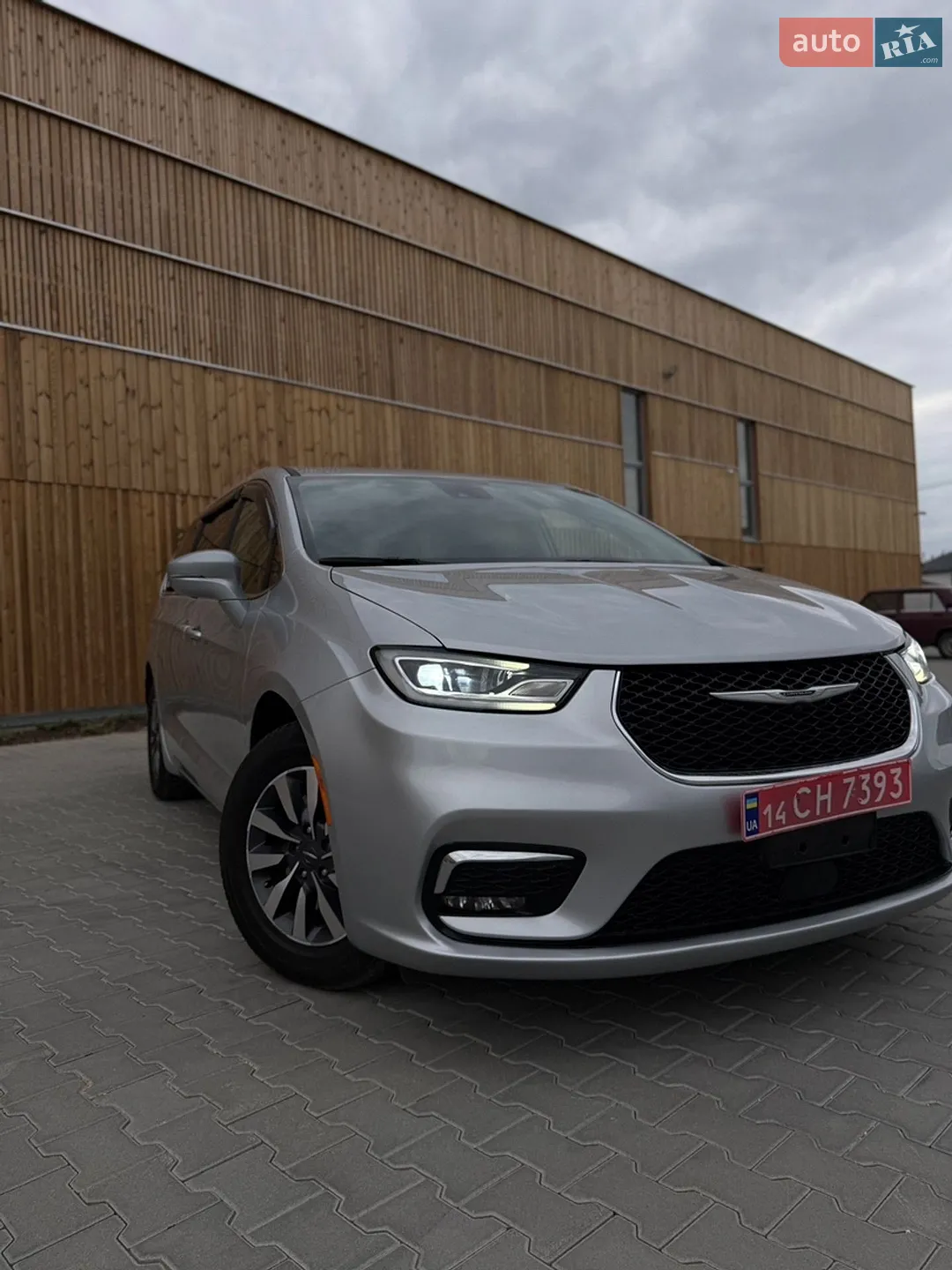 2022 Chrysler Pacifica - мініатюра 3