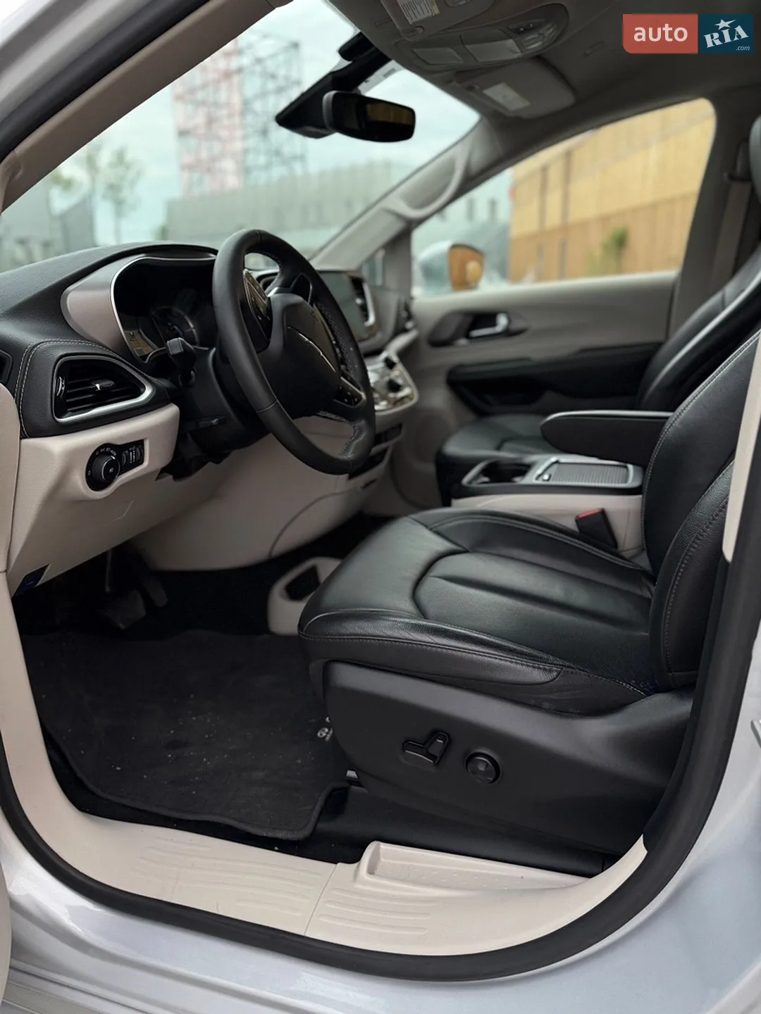 2022 Chrysler Pacifica - мініатюра 15