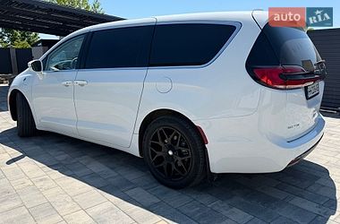 Минивэн Chrysler Pacifica 2022 в Одессе