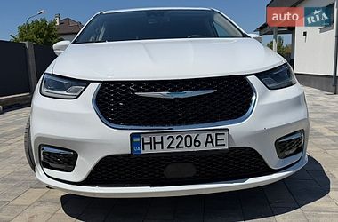 Минивэн Chrysler Pacifica 2022 в Одессе
