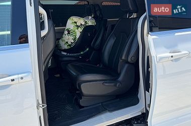 Минивэн Chrysler Pacifica 2022 в Одессе