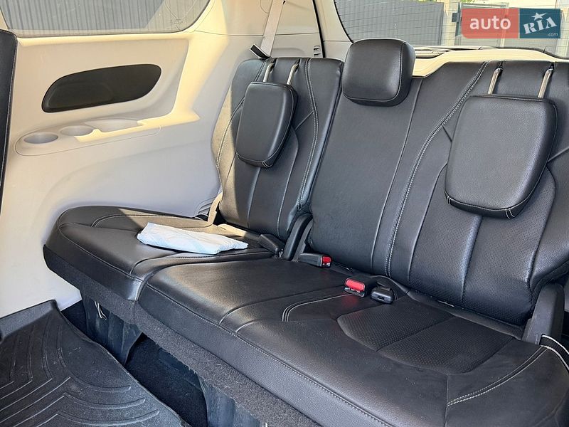 Минивэн Chrysler Pacifica 2022 в Одессе
