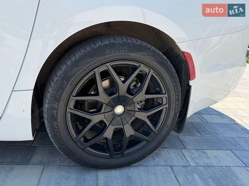 Минивэн Chrysler Pacifica 2022 в Одессе