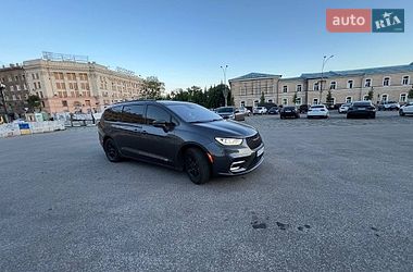 Мінівен Chrysler Pacifica 2021 в Харкові
