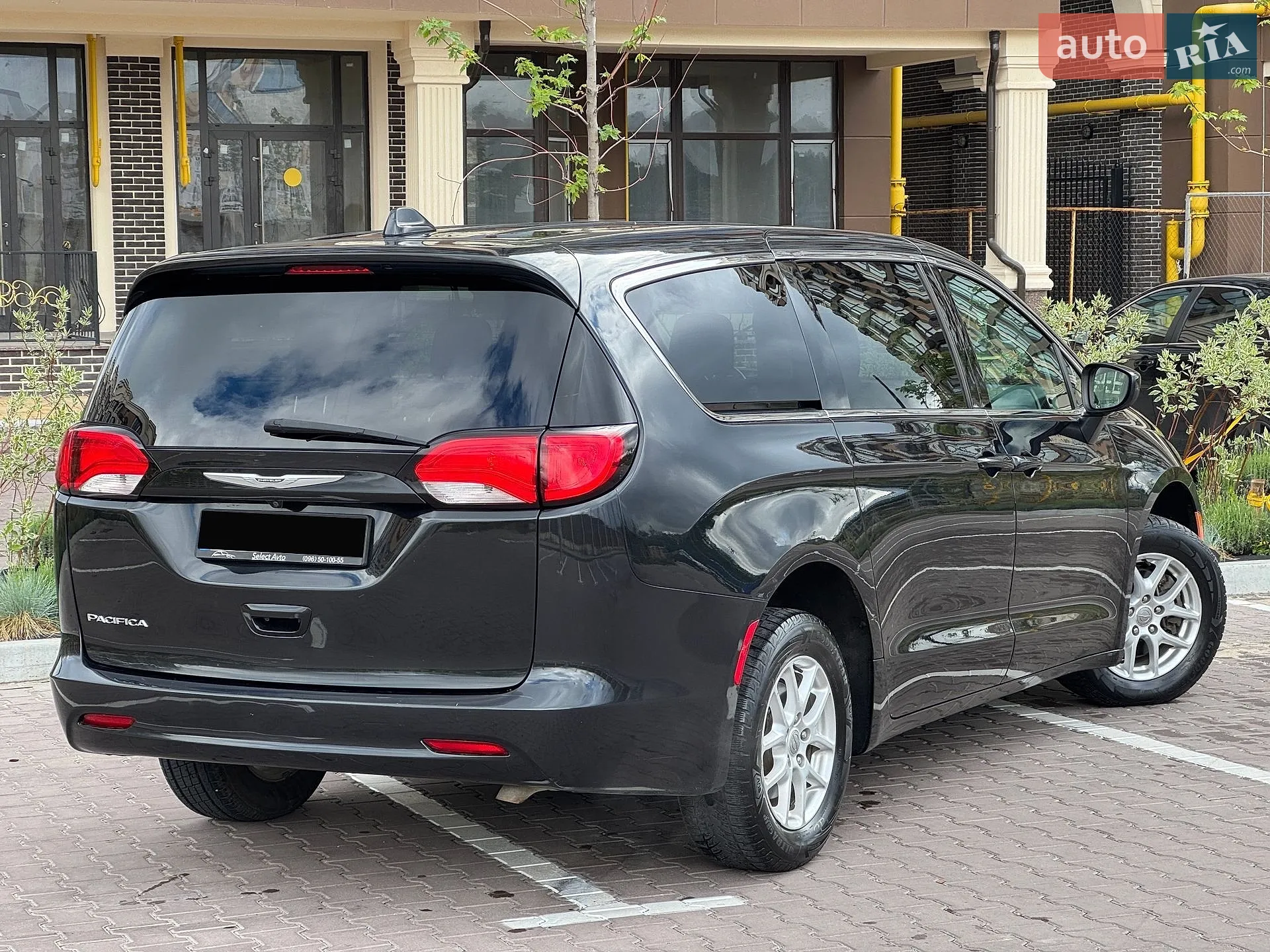 2016 Chrysler Pacifica - мініатюра 15