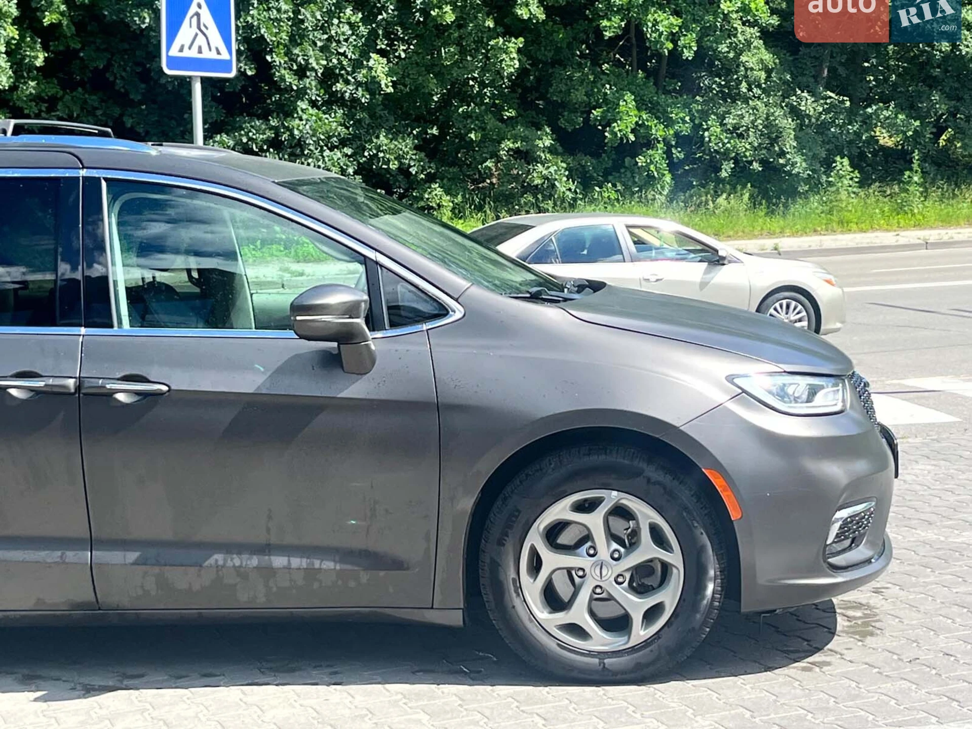 2021 Chrysler Pacifica - мініатюра 4