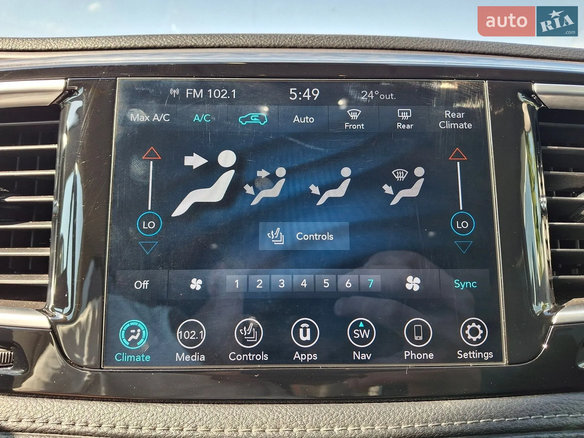 2018 Chrysler Pacifica - мініатюра 23