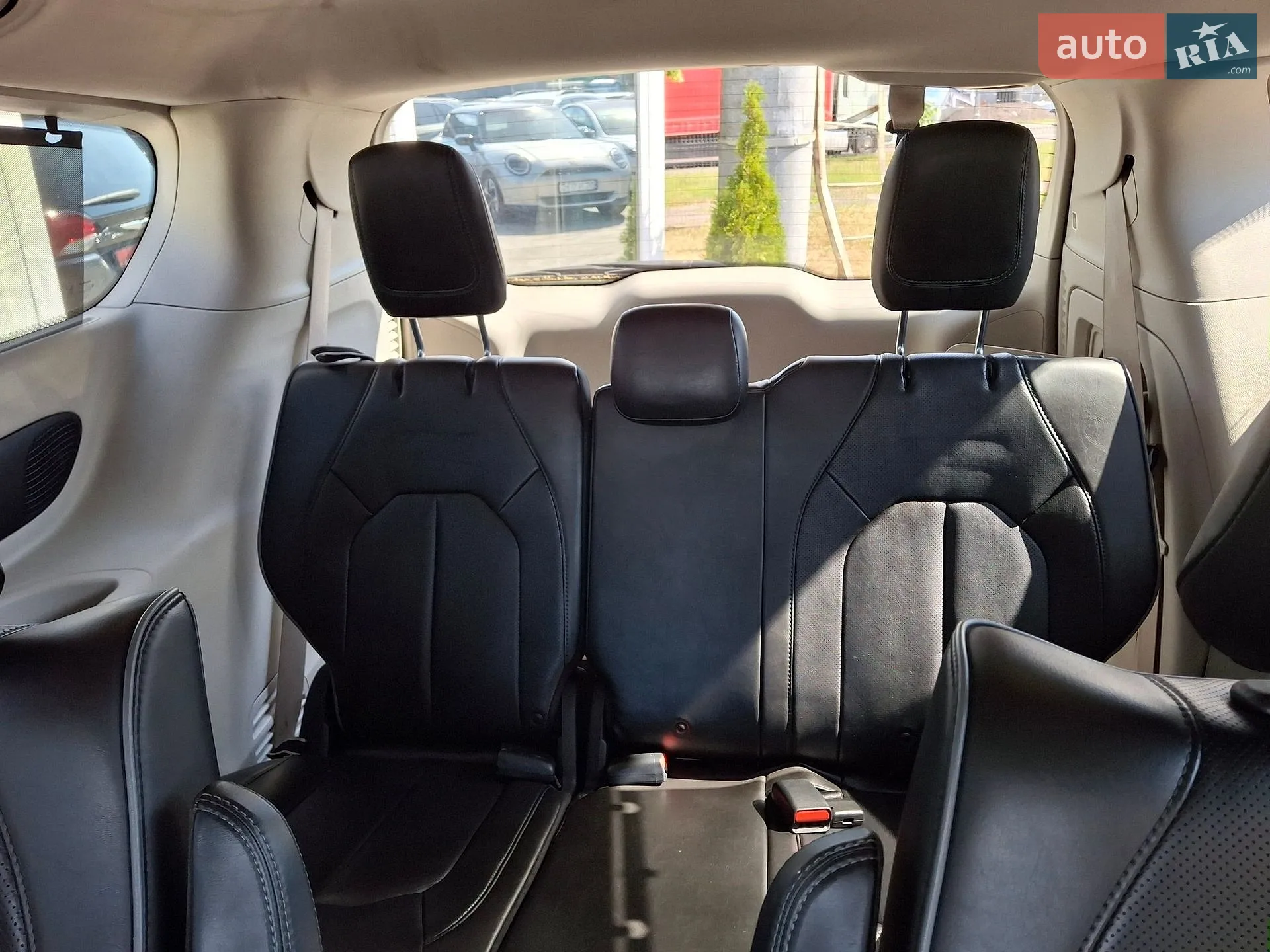 2018 Chrysler Pacifica - мініатюра 24