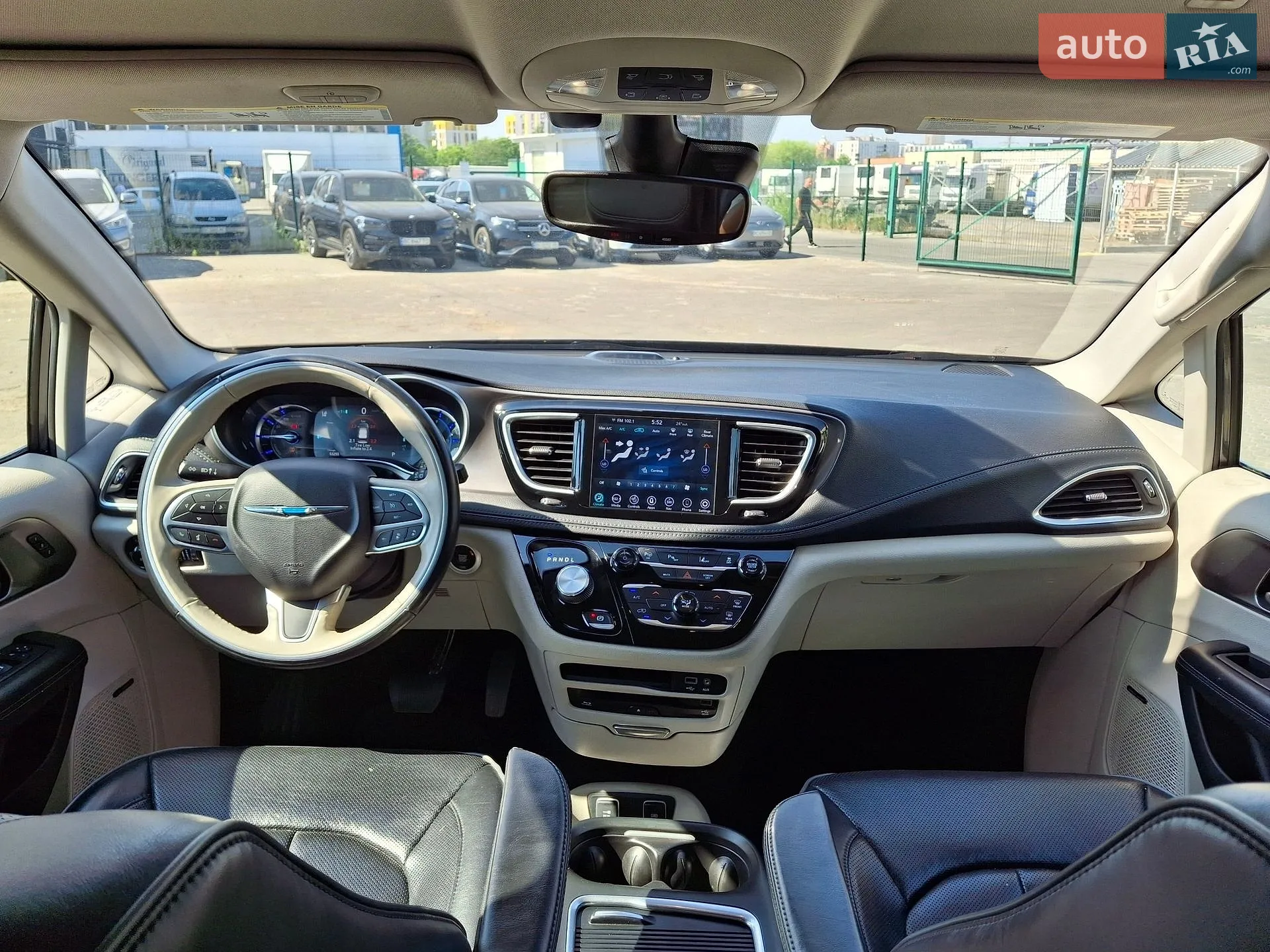 2018 Chrysler Pacifica - мініатюра 27