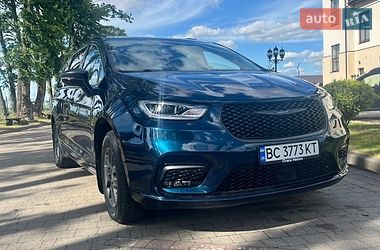 Минивэн Chrysler Pacifica 2021 в Стрые