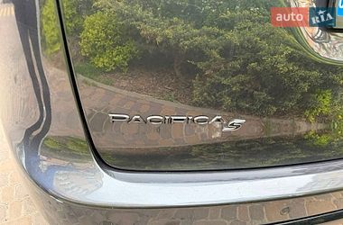 Минивэн Chrysler Pacifica 2019 в Киеве фото 4 Минивэн Chrysler Pacifica 2019 в Киеве