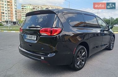 Минивэн Chrysler Pacifica 2019 в Полтаве