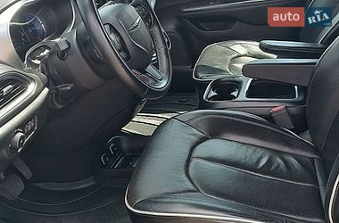 Минивэн Chrysler Pacifica 2019 в Полтаве