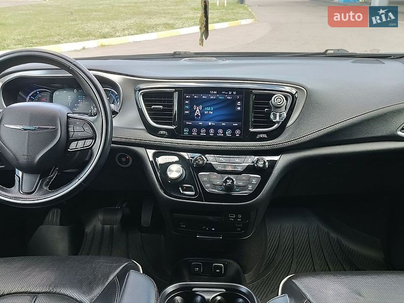 Минивэн Chrysler Pacifica 2019 в Полтаве