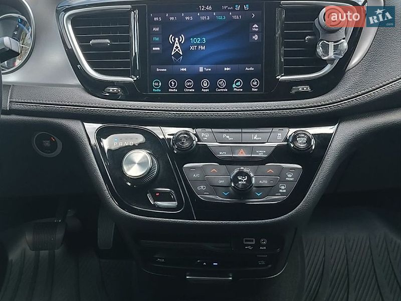Минивэн Chrysler Pacifica 2019 в Полтаве
