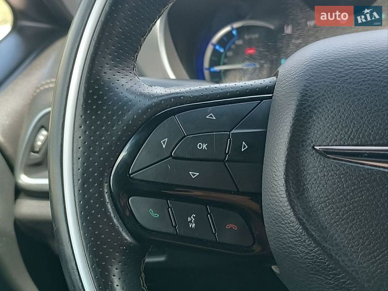 Минивэн Chrysler Pacifica 2019 в Полтаве