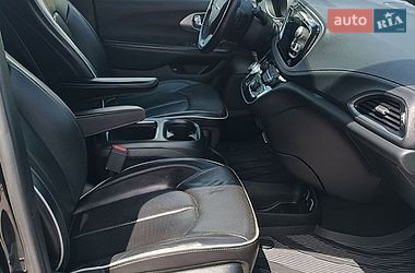 Минивэн Chrysler Pacifica 2019 в Полтаве