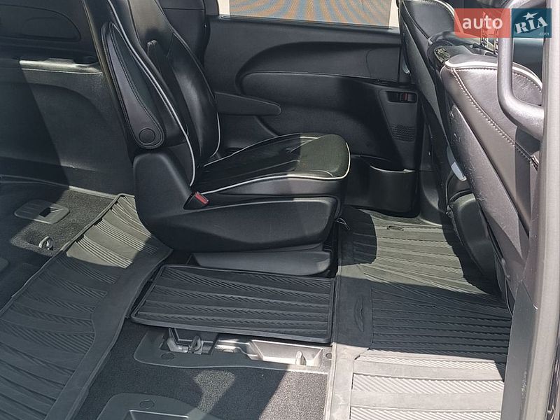 Минивэн Chrysler Pacifica 2019 в Полтаве