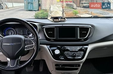 Универсал Chrysler Pacifica 2019 в Ровно фото 21 Универсал Chrysler Pacifica 2019 в Ровно