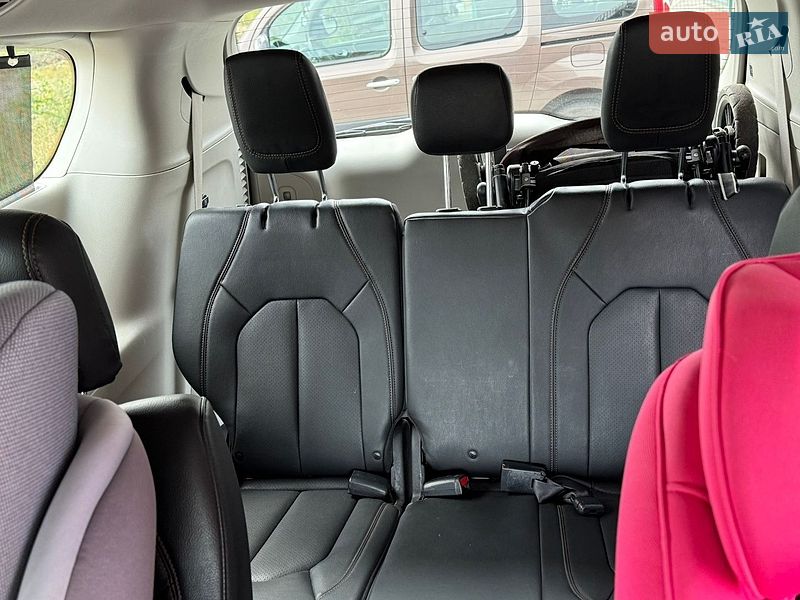 Универсал Chrysler Pacifica 2019 в Ровно фото 23 Универсал Chrysler Pacifica 2019 в Ровно