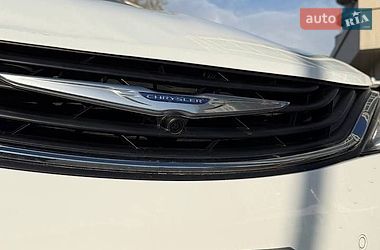 Універсал Chrysler Pacifica 2018 в Дніпрі фото 12 Універсал Chrysler Pacifica 2018 в Дніпрі