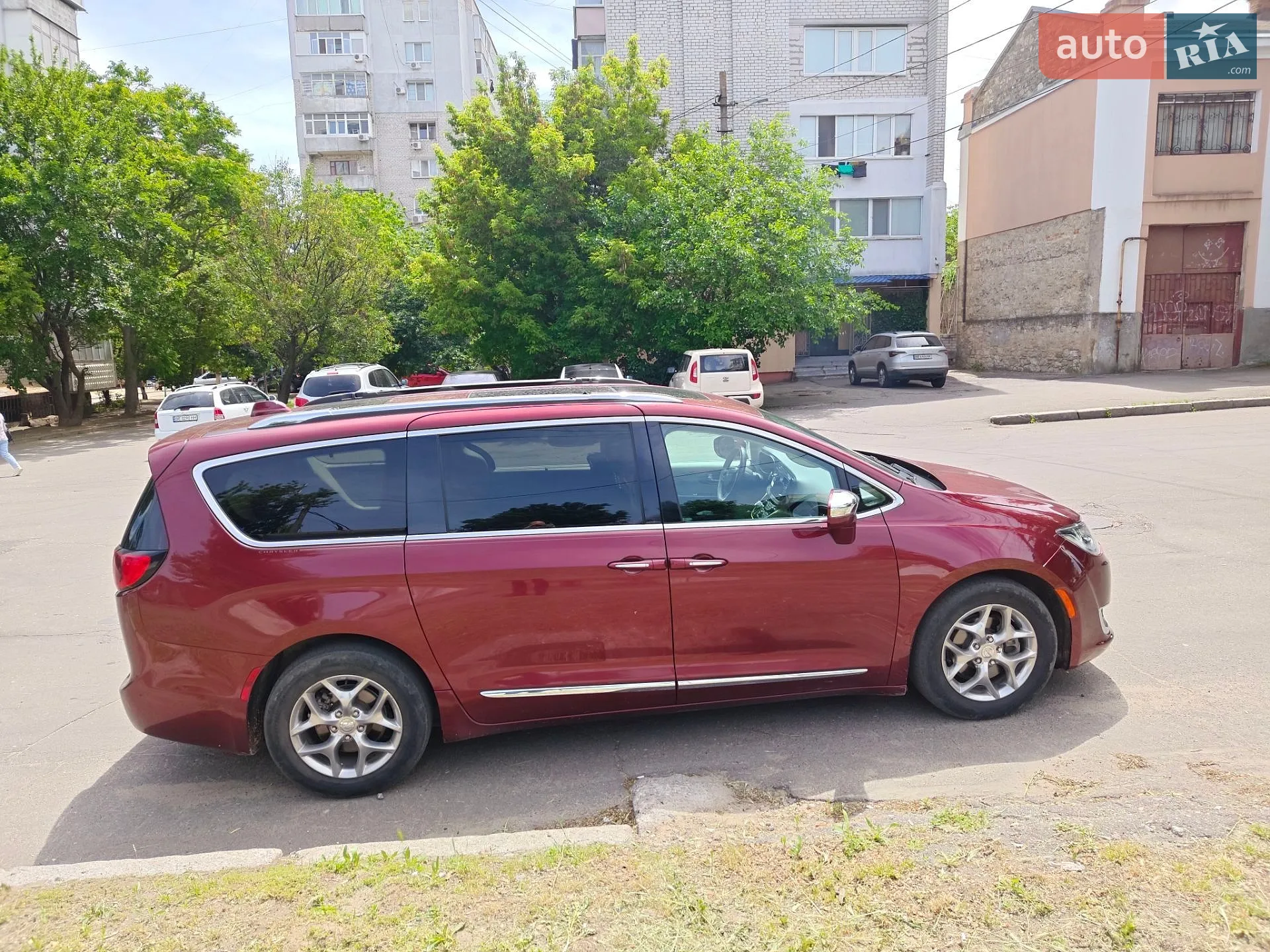 2018 Chrysler Pacifica - мініатюра 3