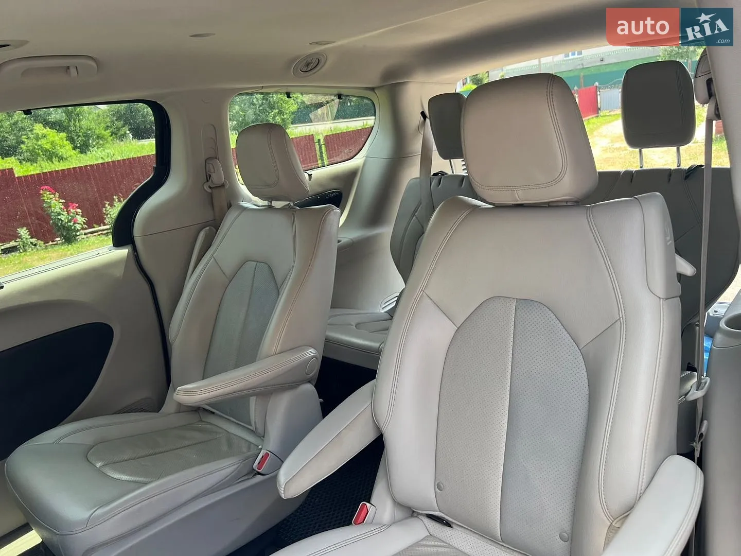 2021 Chrysler Pacifica - мініатюра 28