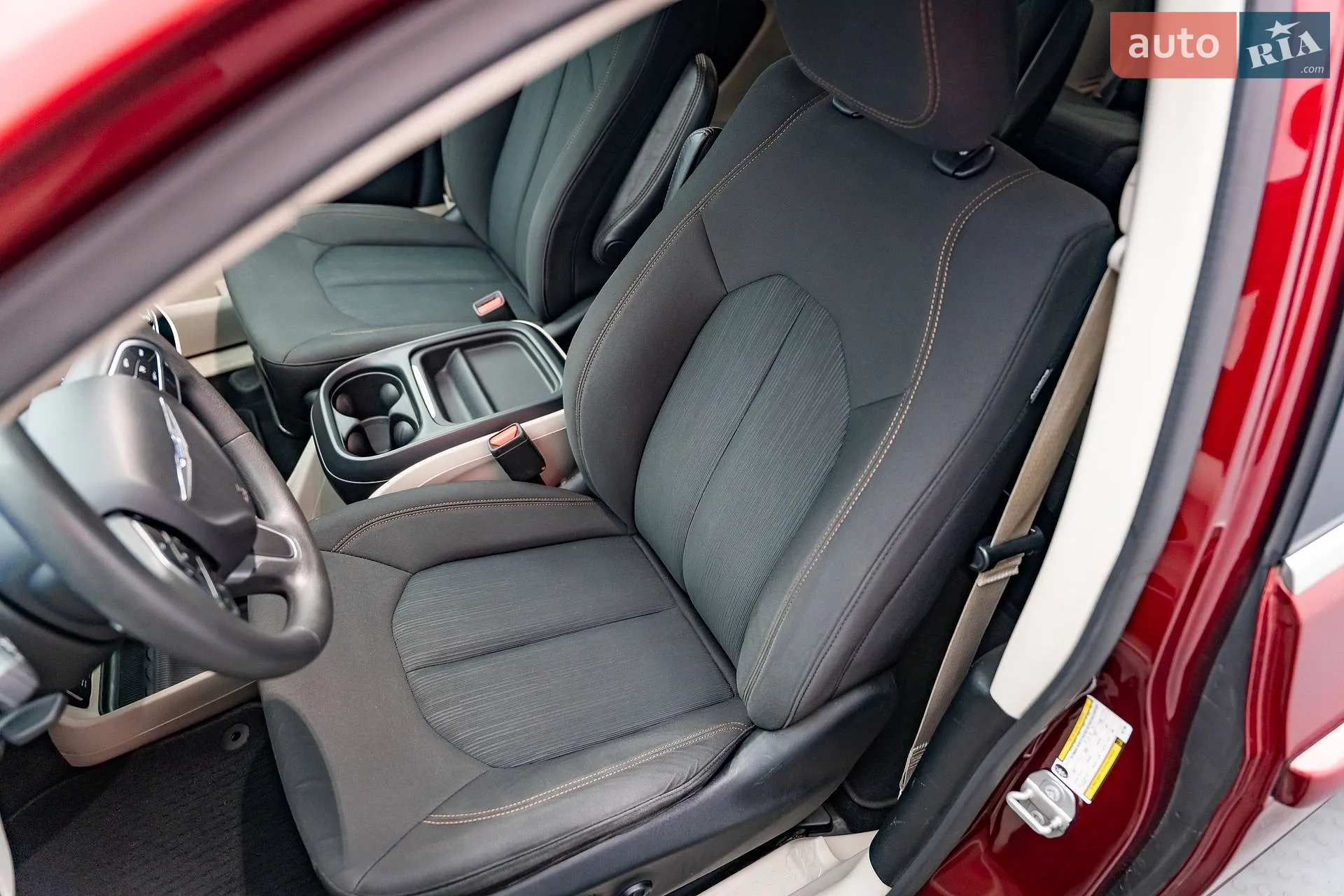 2018 Chrysler Pacifica - мініатюра 10
