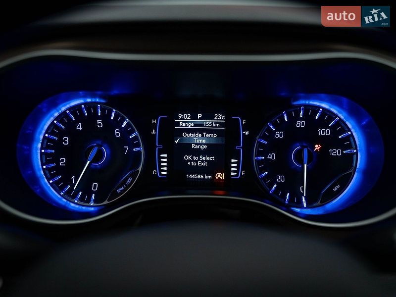 Минивэн Chrysler Pacifica 2018 в Киеве