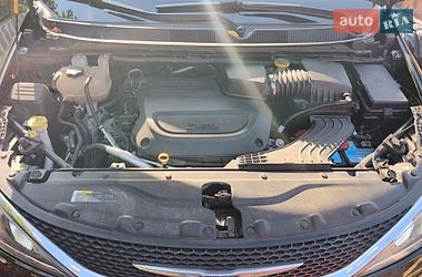 Универсал Chrysler Pacifica 2019 в Виннице фото 12 Универсал Chrysler Pacifica 2019 в Виннице