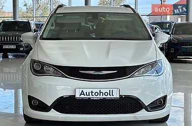 Мінівен Chrysler Pacifica 2017 в Одесі фото 2 Мінівен Chrysler Pacifica 2017 в Одесі