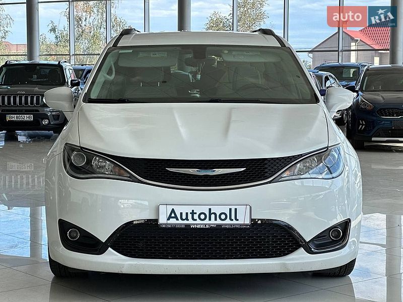 Мінівен Chrysler Pacifica 2017 в Одесі фото 2 Мінівен Chrysler Pacifica 2017 в Одесі