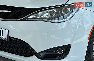 Мінівен Chrysler Pacifica 2017 в Одесі фото 5 Мінівен Chrysler Pacifica 2017 в Одесі
