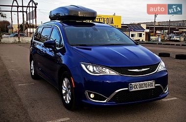 Минивэн Chrysler Pacifica 2018 в Черкассах фото 3 Минивэн Chrysler Pacifica 2018 в Черкассах