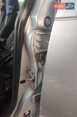 Хэтчбек Chrysler PT Cruiser 2002 в 