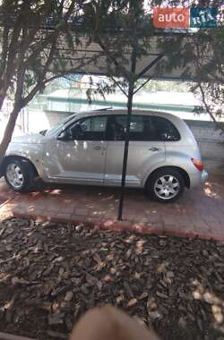 Хэтчбек Chrysler PT Cruiser 2002 в 