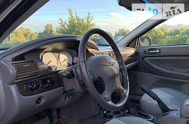 Седан Chrysler Sebring 2005 в Полтаве