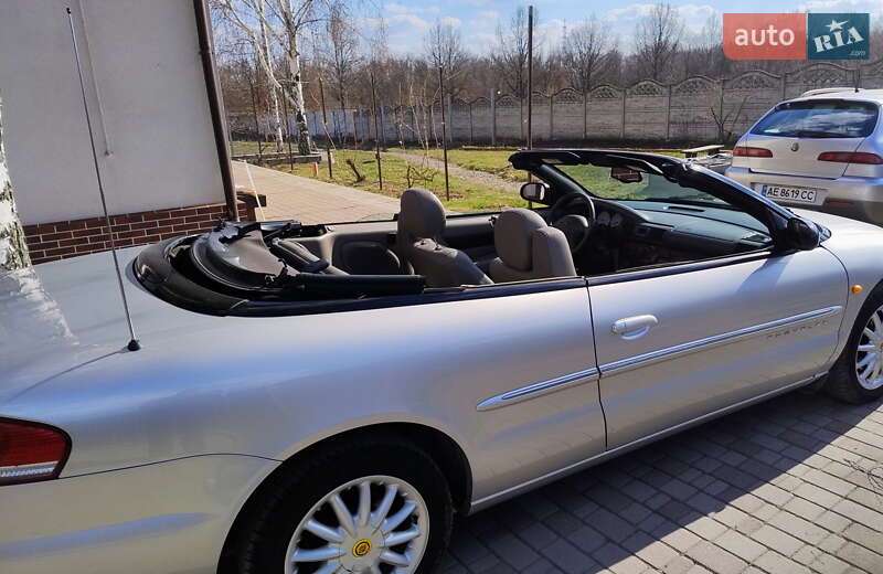 Кабріолет Chrysler Sebring 2001 в Дніпрі