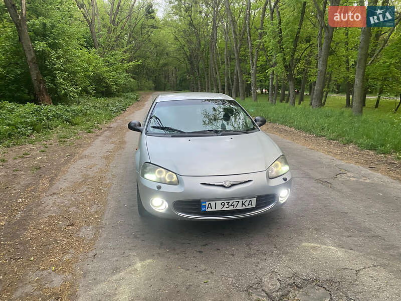 Седан Chrysler Sebring 2001 в Яготине
