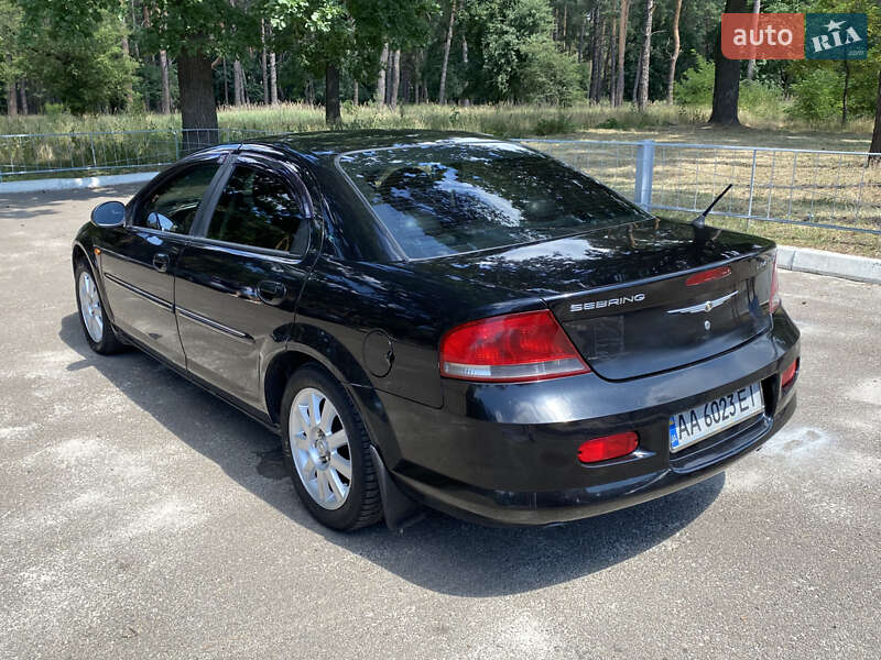 Седан Chrysler Sebring 2005 в Киеве