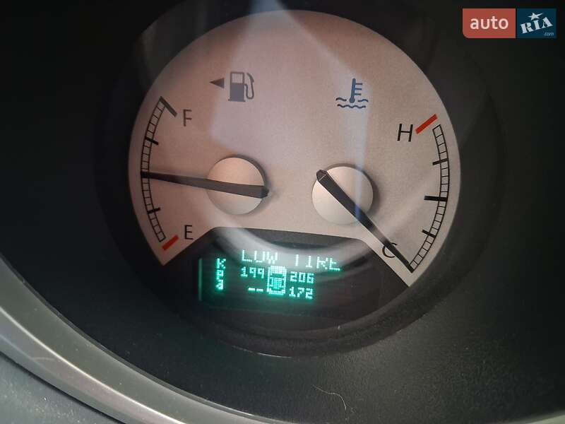 Седан Chrysler Sebring 2006 в Мукачево