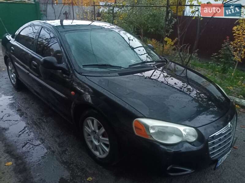 Седан Chrysler Sebring 2005 в Полтаве