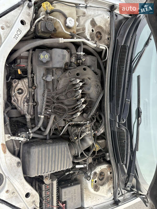 Седан Chrysler Sebring 2006 в Киеве